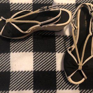 Nine West black and cream open-toe slingback espadrille size 7.5M worn once